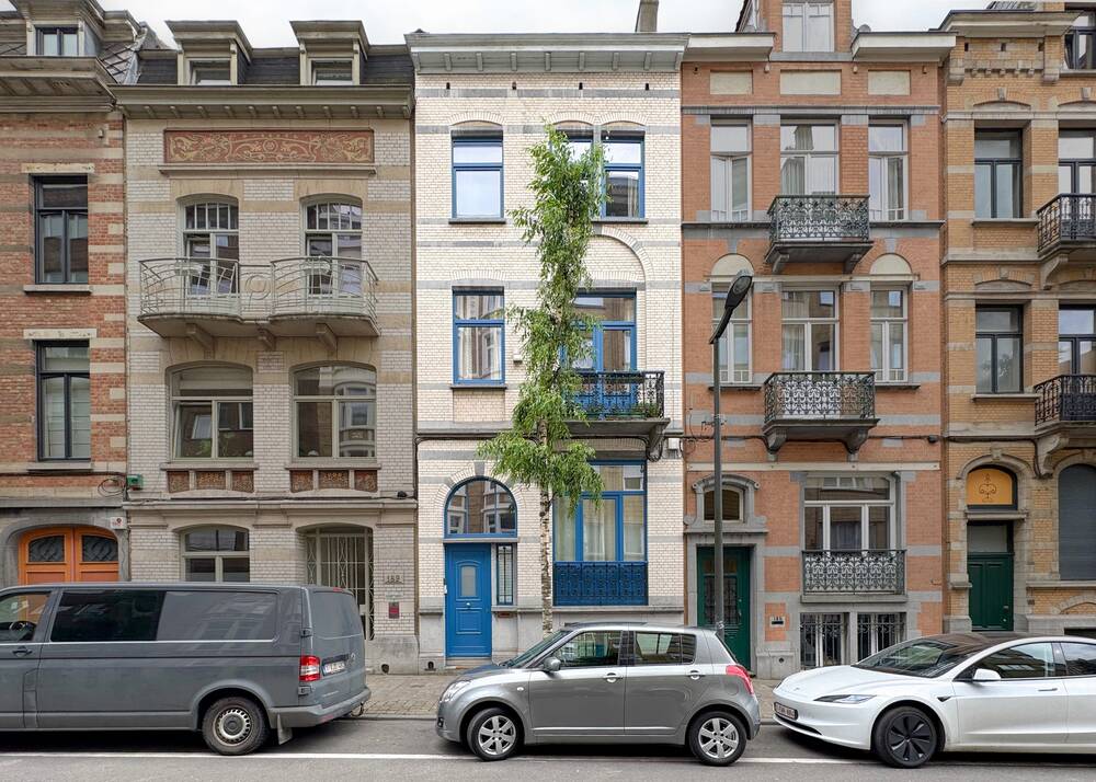 Huis te koop in Elsene 1050 1090000.00€ 3 slaapkamers 294.00m² - Zoekertje 562778