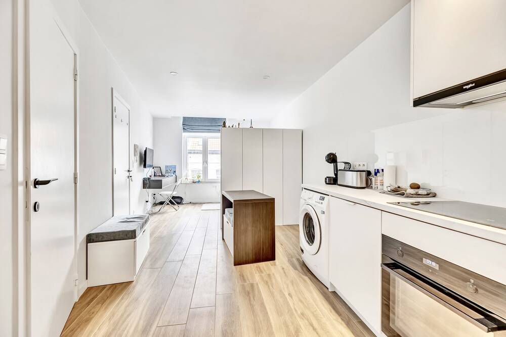 Appartement te koop in Schaarbeek 1030 215000.00€ 0 slaapkamers 32.00m² - Zoekertje 562039
