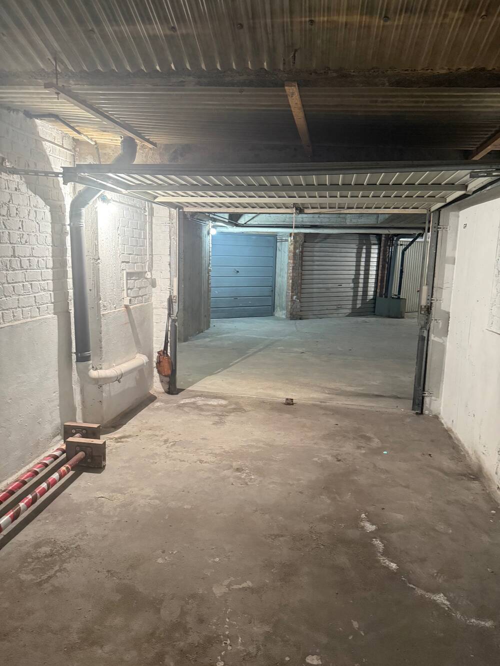 Parking & garage te koop in Laken 1020 20000.00€ slaapkamers m² - Zoekertje 563095