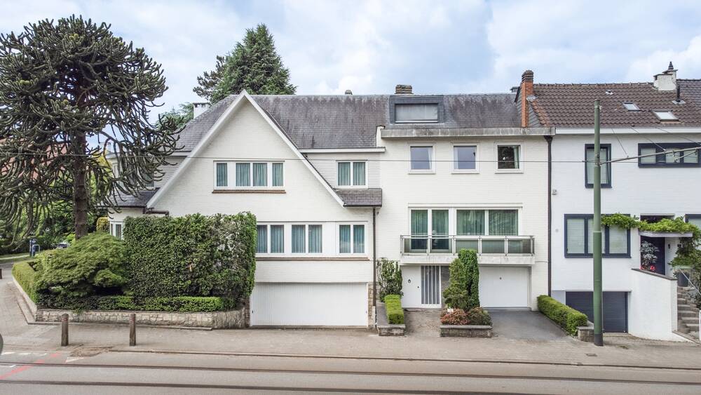 Maison à à Uccle 1180 2500000.00€ 10 chambres 585.00m² - annonce 563557
