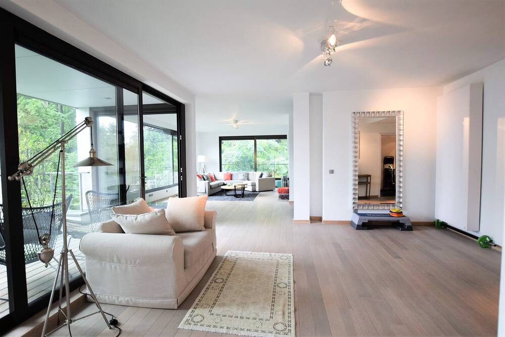 Appartement à à Uccle 1180 3340.00€ 3 chambres 223.00m² - annonce 563558