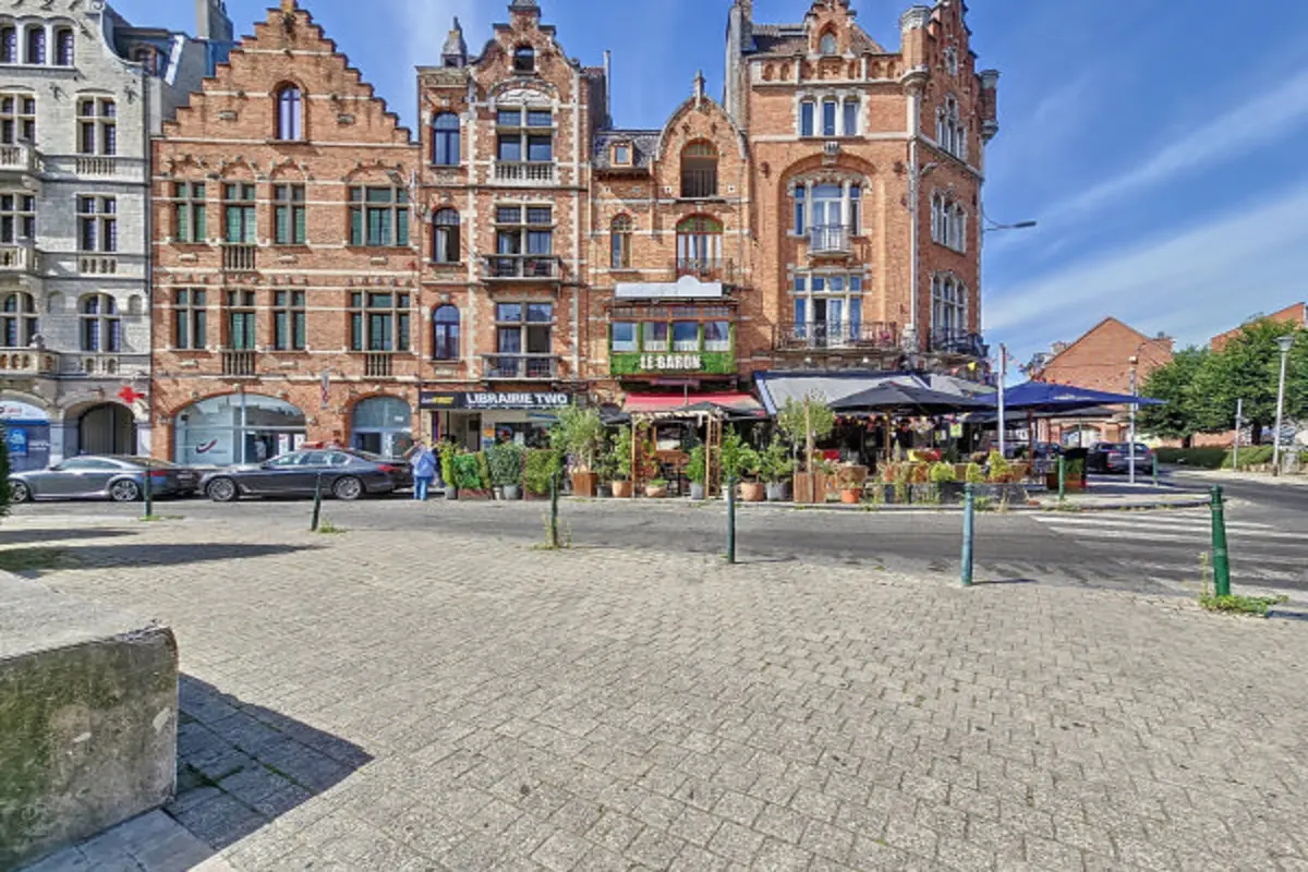 Immeuble de rapport - Immeuble à appartement à vendre à Anderlecht 1070 849000.00€ 5 chambres 440.00m² - annonce 563399