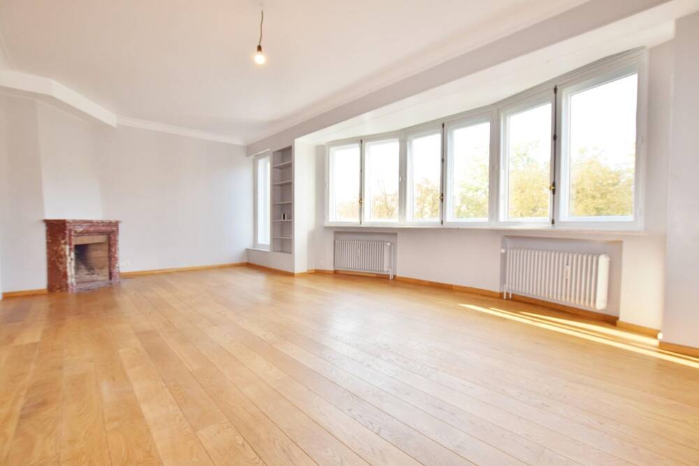 Appartement à à Woluwe-Saint-Pierre 1150 2100.00€ 4 chambres 117.00m² - annonce 563314