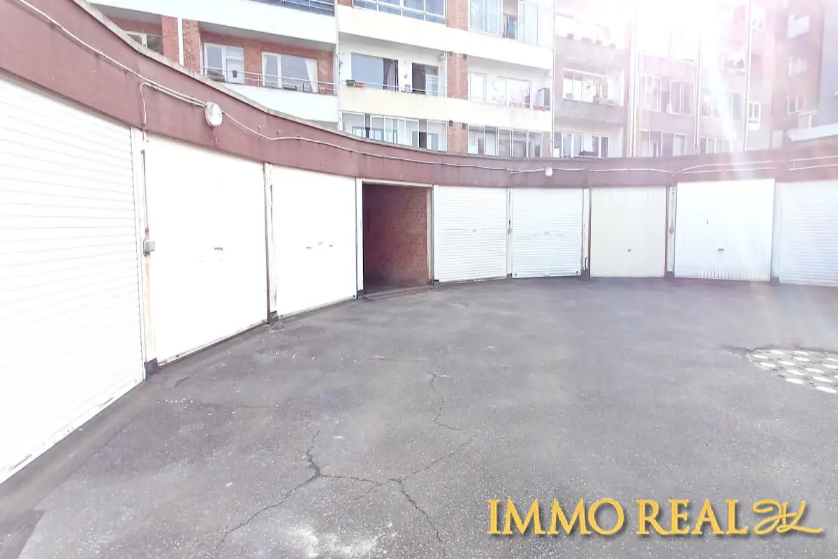 Box à  à Molenbeek-Saint-Jean 1080 30000.00€  chambres m² - annonce 564621