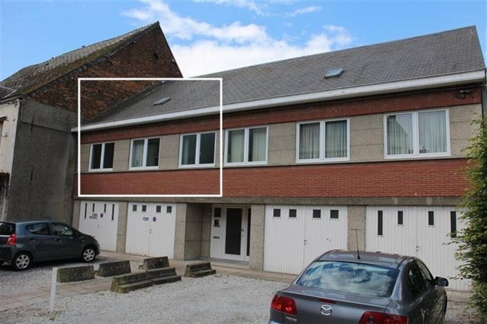 Duplex te  huur in Genepiën 1470 950.00€ 2 slaapkamers 99.00m² - Zoekertje 564614