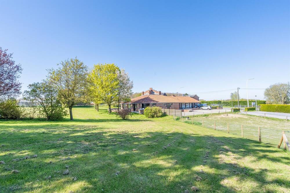 Commerce à vendre à Nivelles 1400 1600000.00€  chambres 551.00m² - annonce 563919