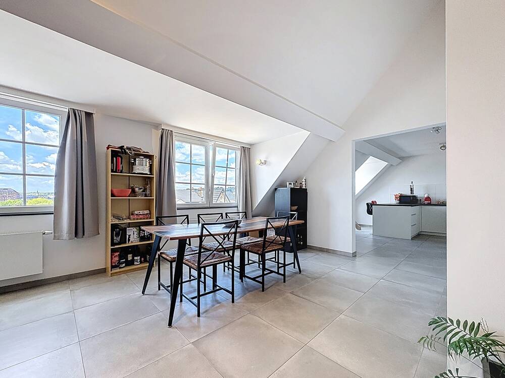 Duplex te  huur in Dave 5100 1450.00€ 3 slaapkamers 160.00m² - Zoekertje 564422