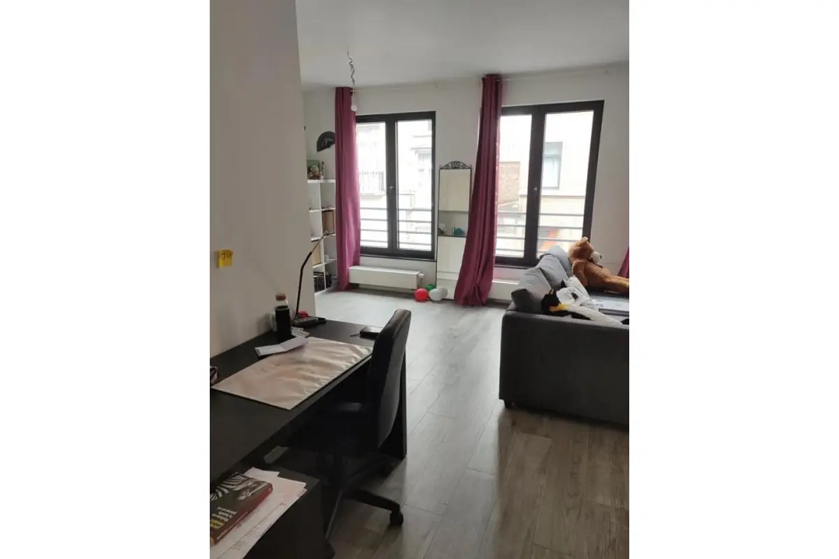 Studio te  huur in Anderlecht 1070 850.00€ 1 slaapkamers 43.00m² - Zoekertje 564169