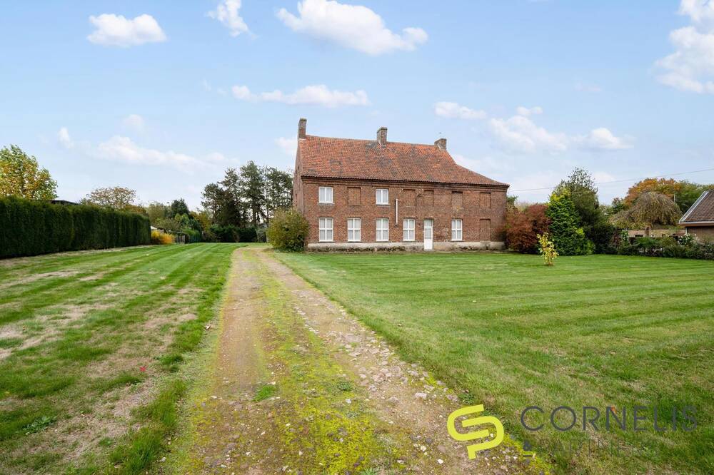Commerce à vendre à Merelbeke 9820 598000.00€  chambres 393.00m² - annonce 564040