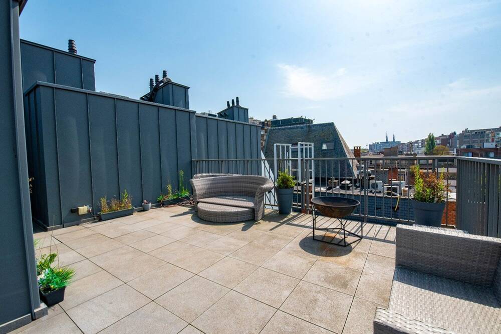 Duplex te  huur in Antwerpen 2018 1800.00€ 2 slaapkamers 150.00m² - Zoekertje 563749
