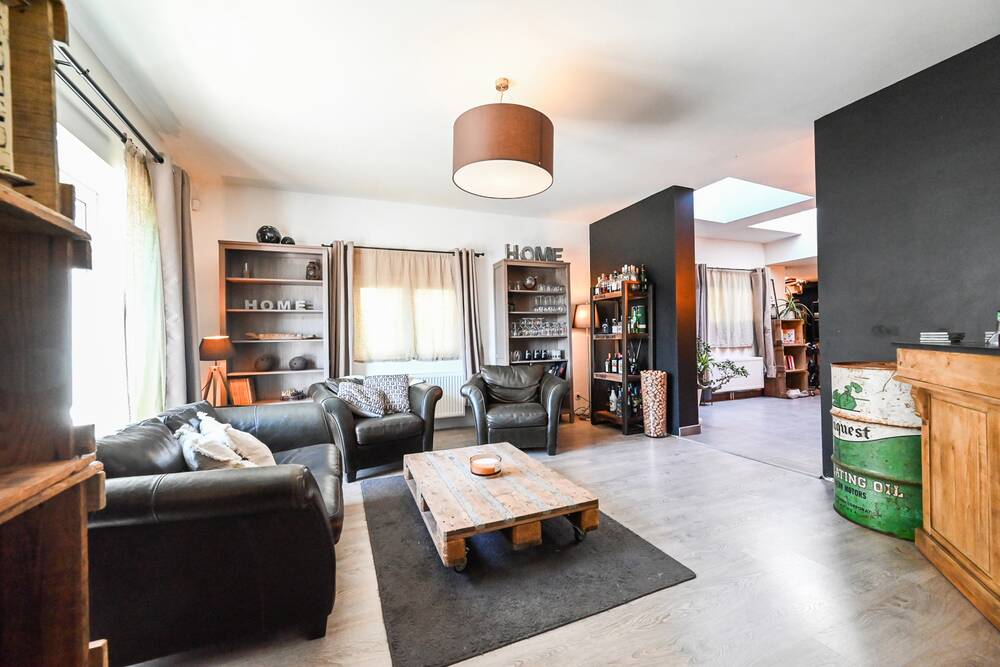 Immeuble de rapport - Immeuble à appartement à vendre à Huy 4500 275000.00€ 4 chambres 185.00m² - annonce 563999