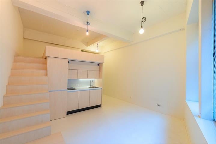 Studio à louer à Ixelles 1050 915.00€ 1 chambres 38.00m² - annonce 564225