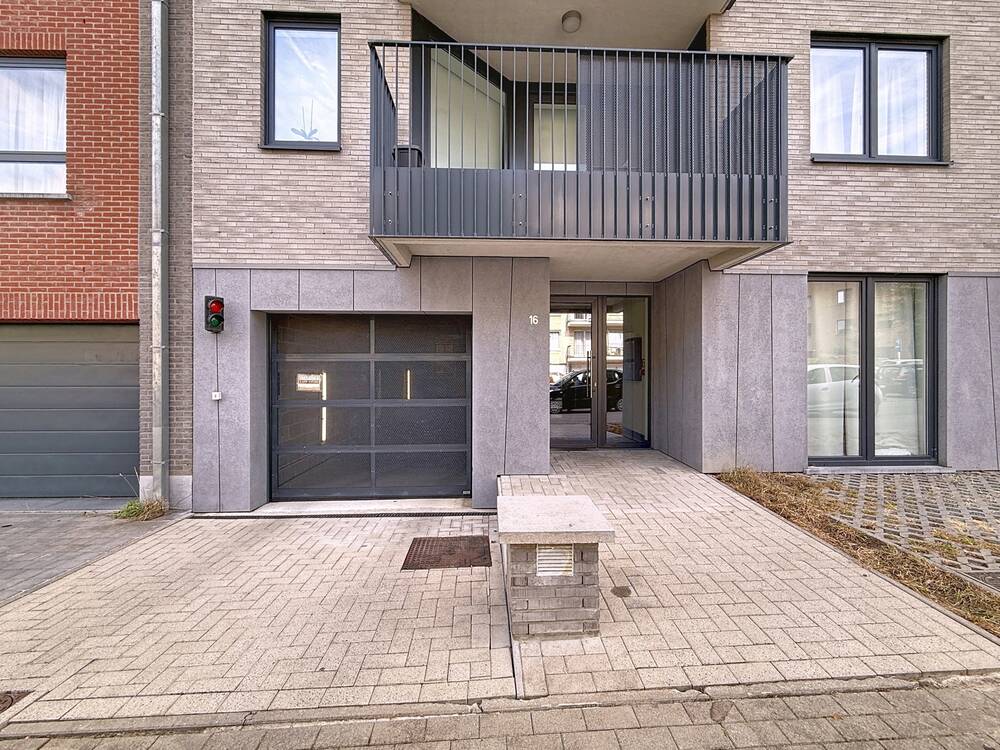 Parking & garage te koop in Wemmel 1780 23000.00€ slaapkamers m² - Zoekertje 564327