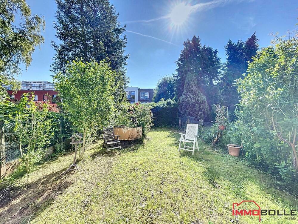 Rez-de-chaussée à  à Auderghem 1160 395000.00€ 2 chambres 75.00m² - annonce 565119