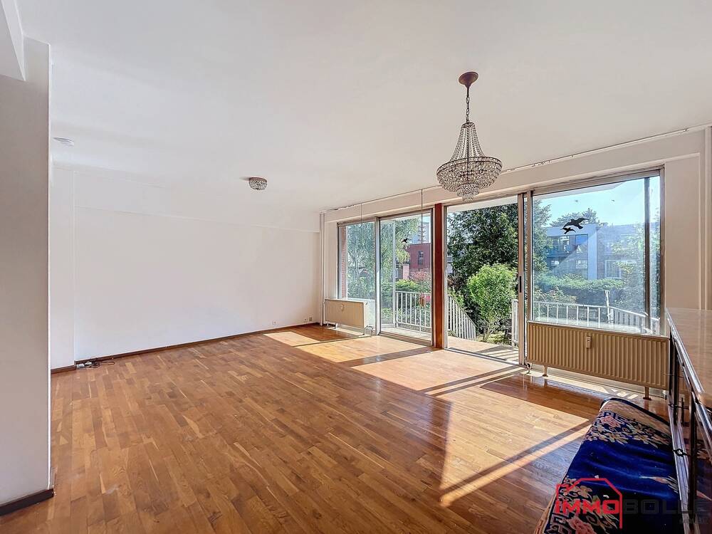 Rez-de-chaussée à  à Auderghem 1160 350000.00€ 1 chambres 75.00m² - annonce 565118