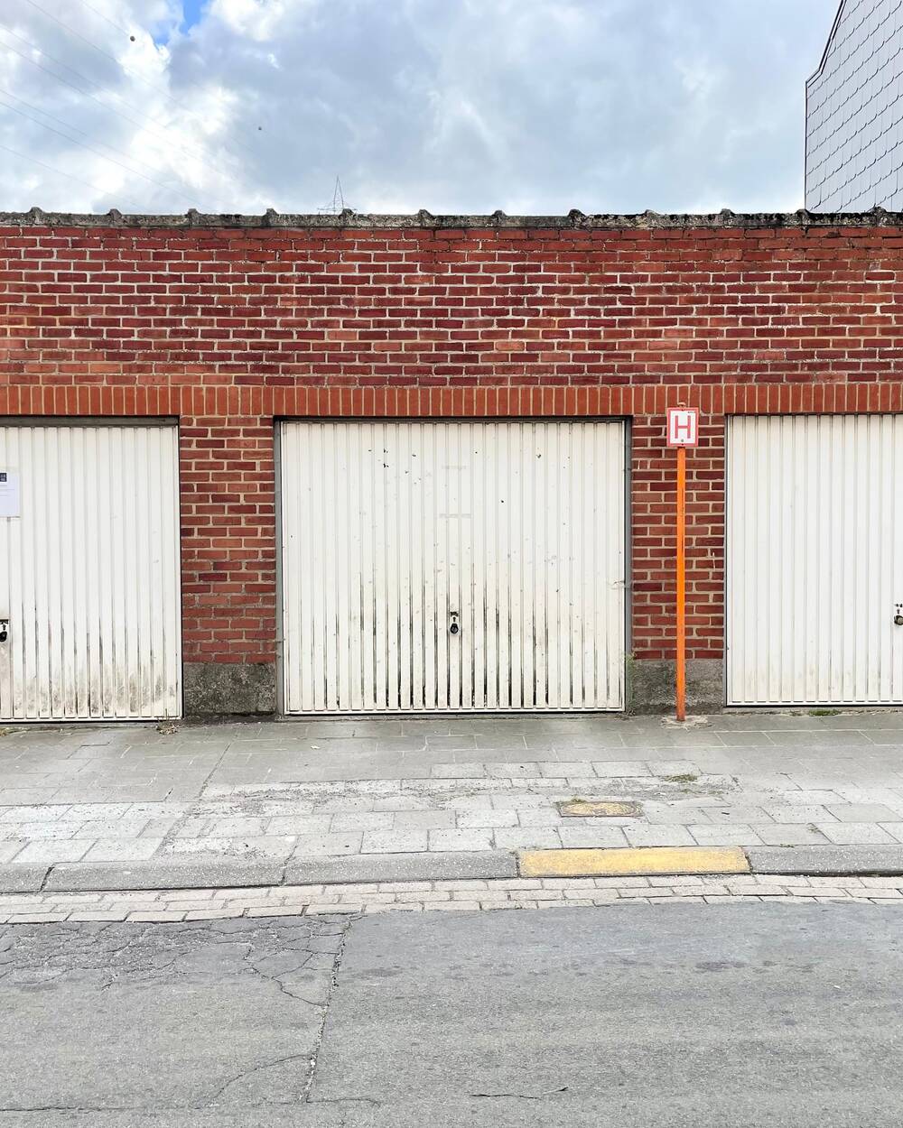 Parking & garage te koop in Bois-d'Haine 7170 10000.00€ slaapkamers m² - Zoekertje 565309