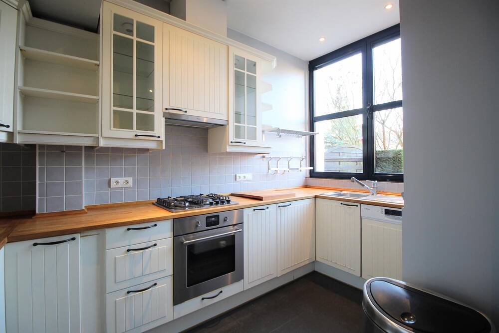 Maison à louer à Woluwe-Saint-Lambert 1200 2600.00€ 3 chambres 158.00m² - annonce 564908