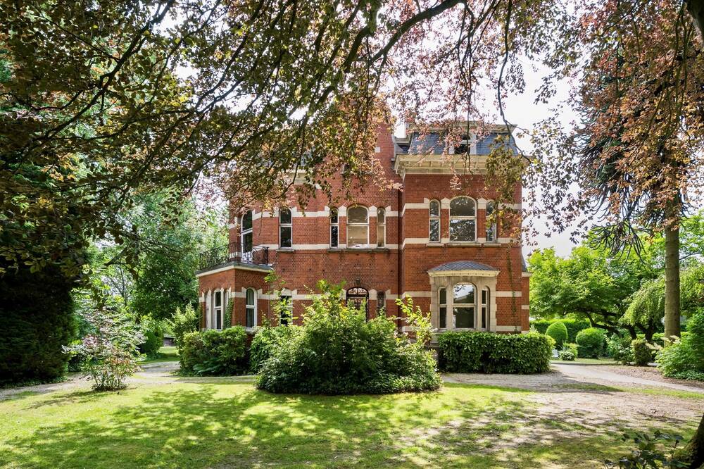 Villa te koop in Waterloo 1410 1150000.00€ 6 slaapkamers 370.00m² - Zoekertje 564998