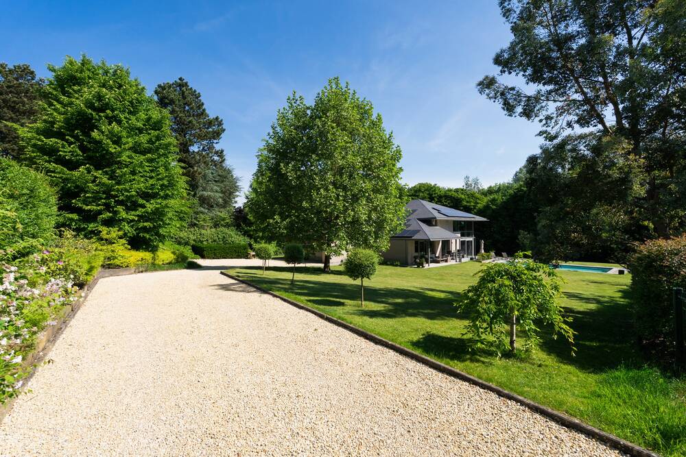 Villa te koop in Sint-Genesius-Rode 1640 1850000.00€ 4 slaapkamers 300.00m² - Zoekertje 565252
