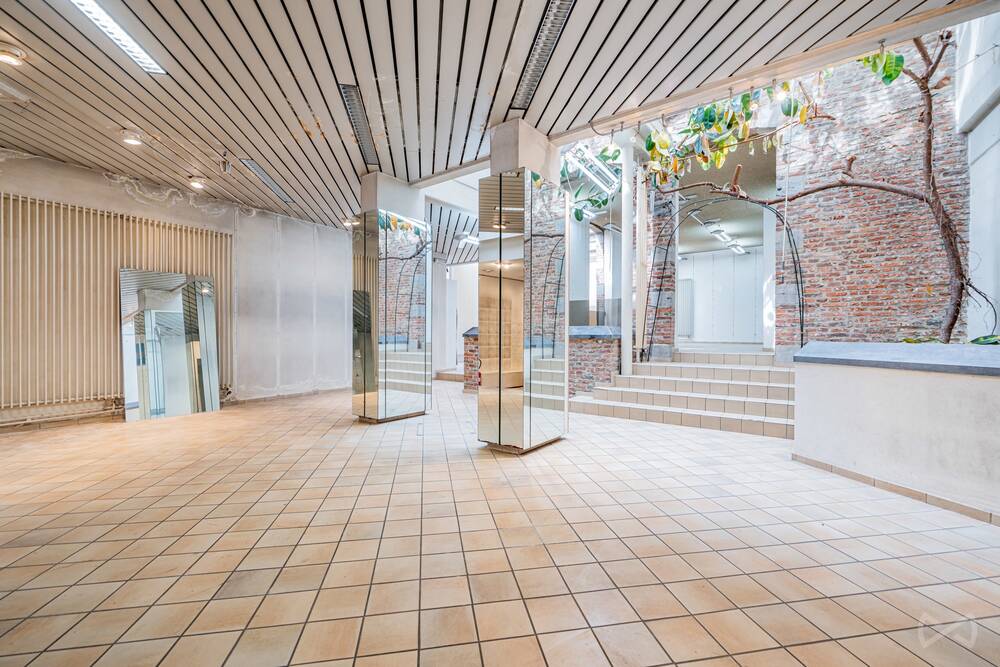 Immeuble de rapport - Immeuble à appartement à vendre à Mons 7000 295000.00€ 3 chambres 453.00m² - annonce 565421