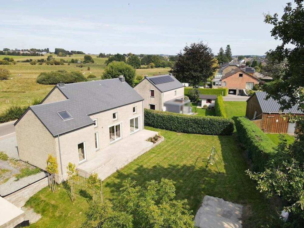 Villa te koop in Libramont-Chevigny 6800 425000.00€ 5 slaapkamers 186.00m² - Zoekertje 565149