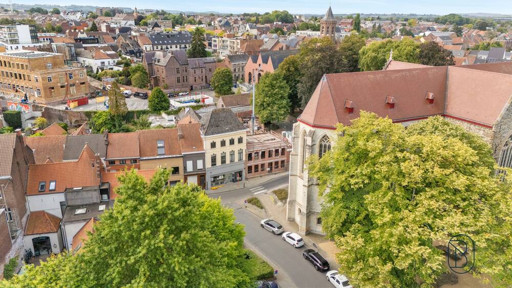 Grond te  koop in Ronse 9600 450000.00€  slaapkamers m² - Zoekertje 565852