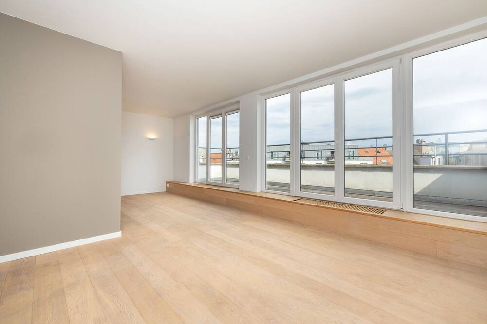 Penthouse te koop in Schaarbeek 1030 260000.00€ 1 slaapkamers 72.00m² - Zoekertje 566436