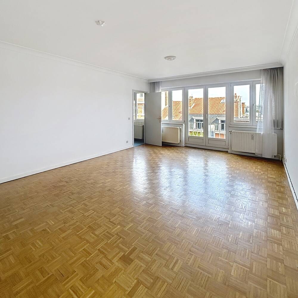 Appartement te  in Vorst 1190 270000.00€ 2 slaapkamers 99.00m² - Zoekertje 571676
