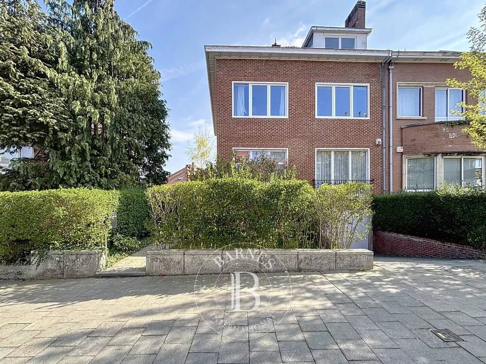 Maison à vendre à Woluwe-Saint-Pierre 1150 990000.00€ 6 chambres 271.00m² - annonce 566776