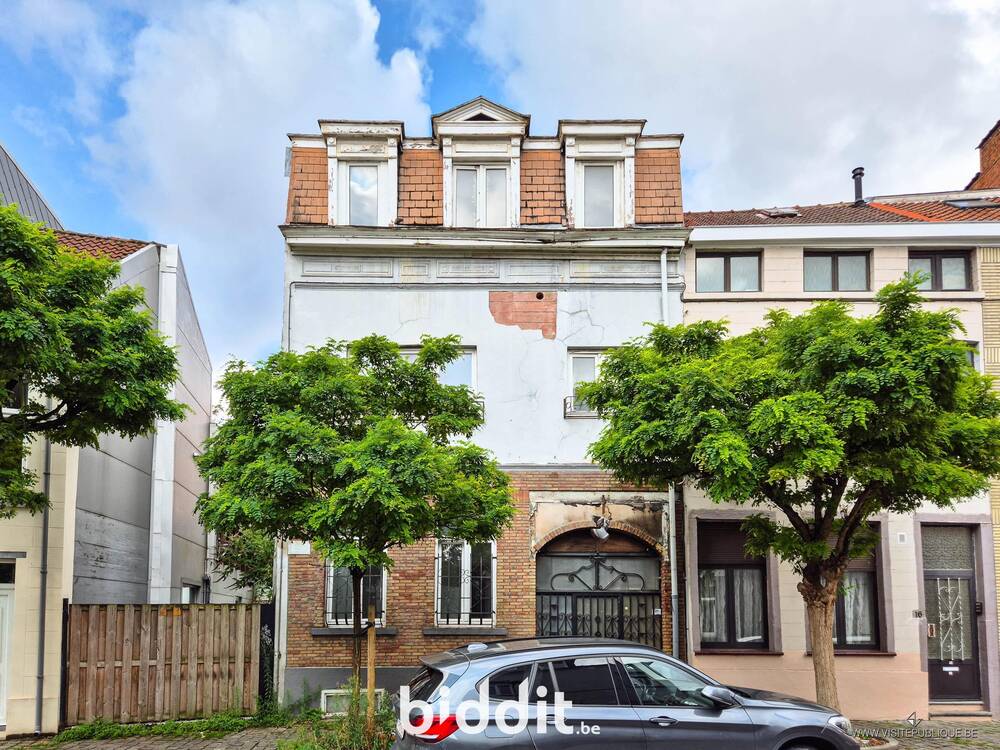 Huis te  koop in Sint-Jans-Molenbeek 1080 260000.00€ 3 slaapkamers m² - Zoekertje 567308