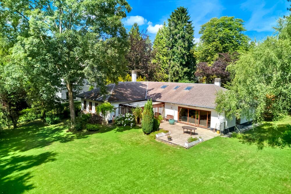 Villa te in Sint-Genesius-Rode 1640 950000.00€ 3 slaapkamers 300.00m² - Zoekertje 567825