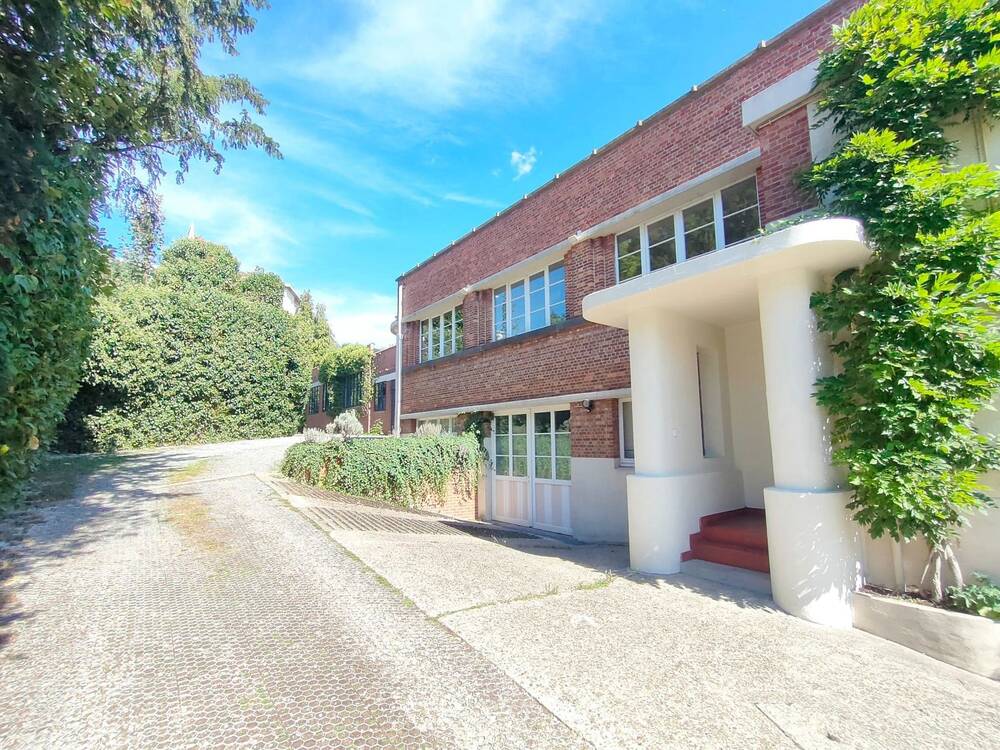 Commerce à louer à Uccle 1180 880.00€ chambres 83.50m² - annonce 568071