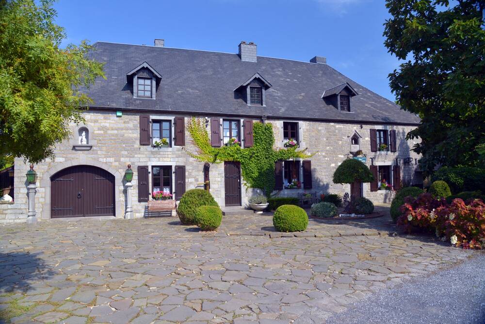 Huis te in Chimay 6460 795000.00€ 7 slaapkamers 604.00m² - Zoekertje 568191