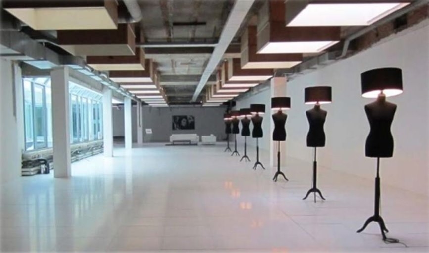 Commerce à louer à Bruxelles 1000 0.00€ chambres 683.00m² - annonce 569420