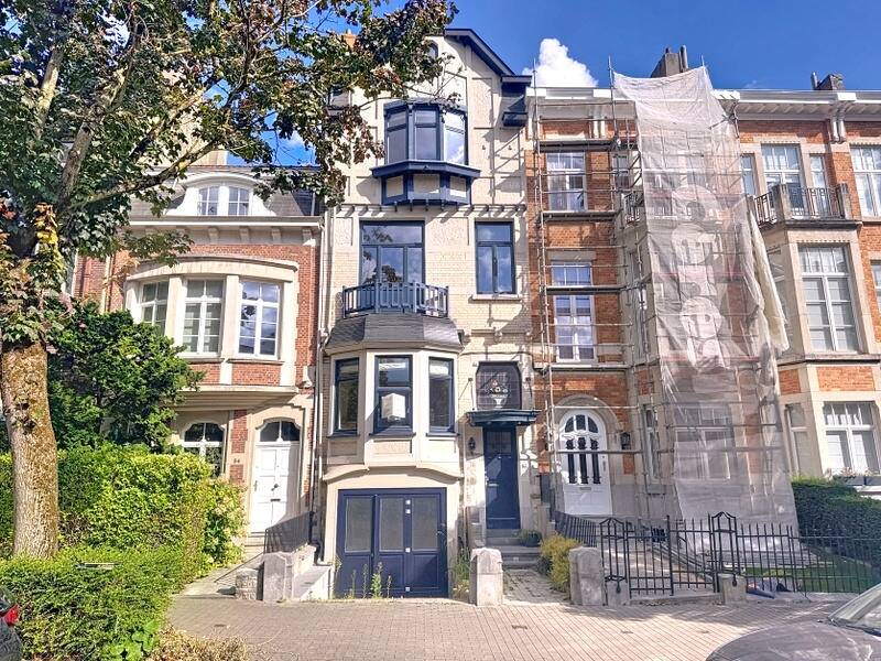 Huis te in Ukkel 1180 3300.00€ 5 slaapkamers 300.00m² - Zoekertje 570837