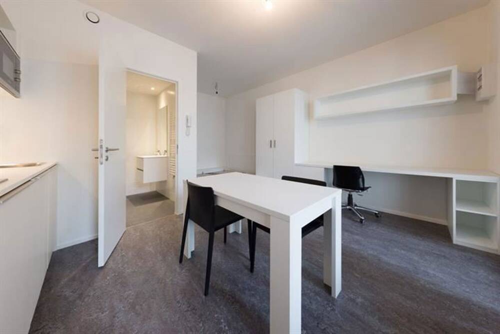 Studio à louer à Bruxelles 1000 700.00€  chambres 31.00m² - annonce 571188