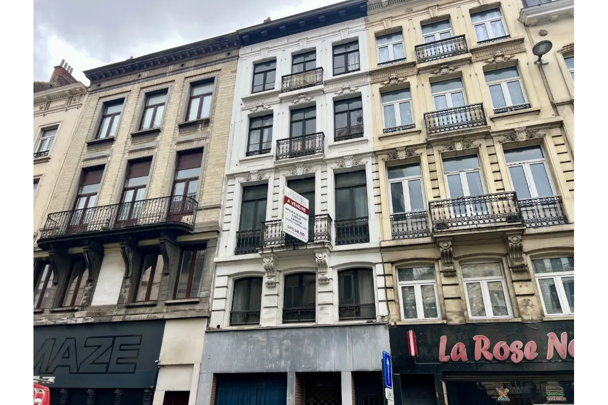 Appartementsgebouw te  koop in Brussel 1000 799000.00€ 5 slaapkamers 300.00m² - Zoekertje 571627