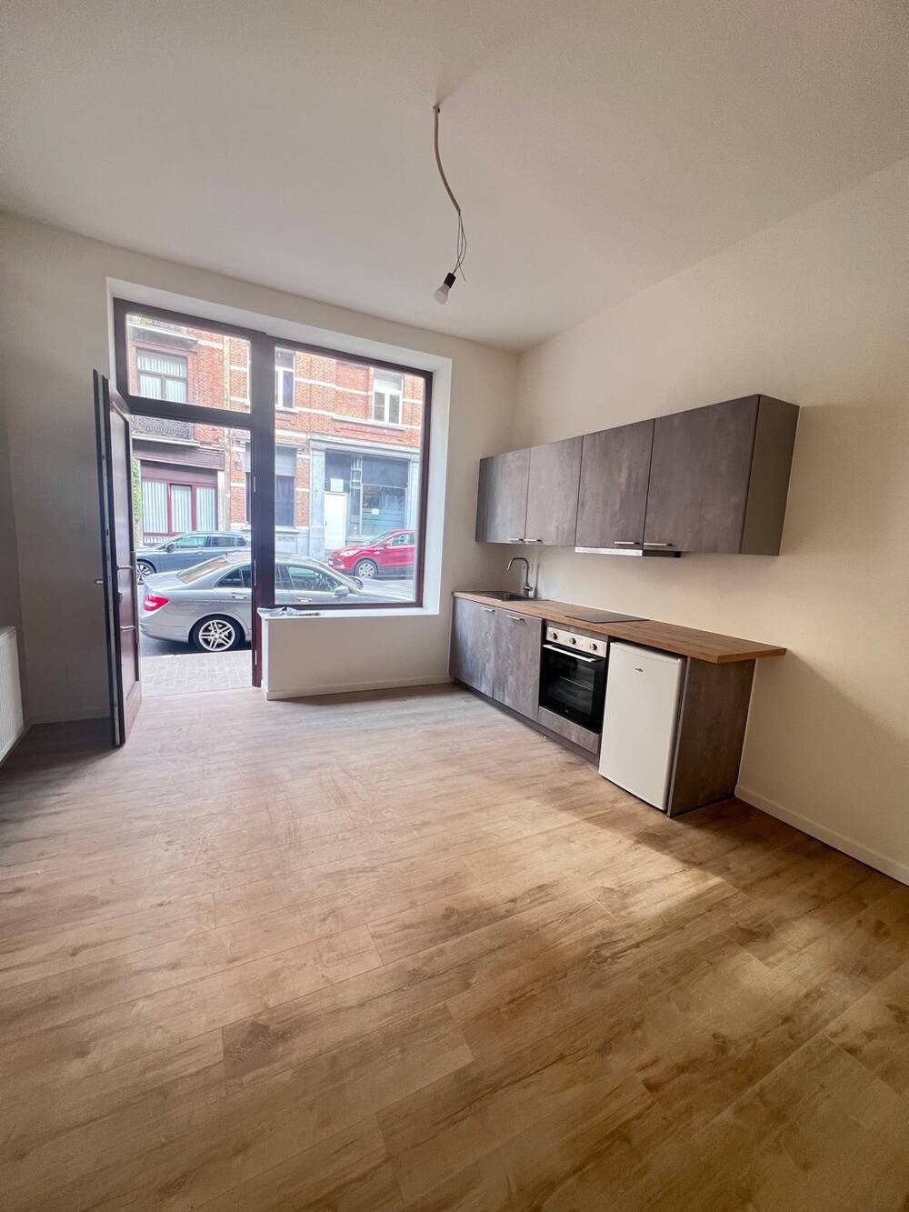 Appartement te koop in Sint-Gillis 1060 120000.00€ 1 slaapkamers 50.00m² - Zoekertje 571469