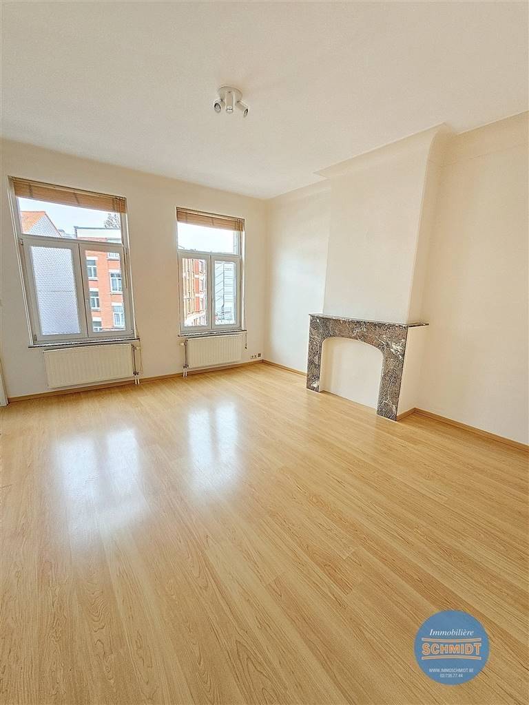 Appartement à  à Etterbeek 1040 1135.00€ 2 chambres 88.00m² - annonce 571434