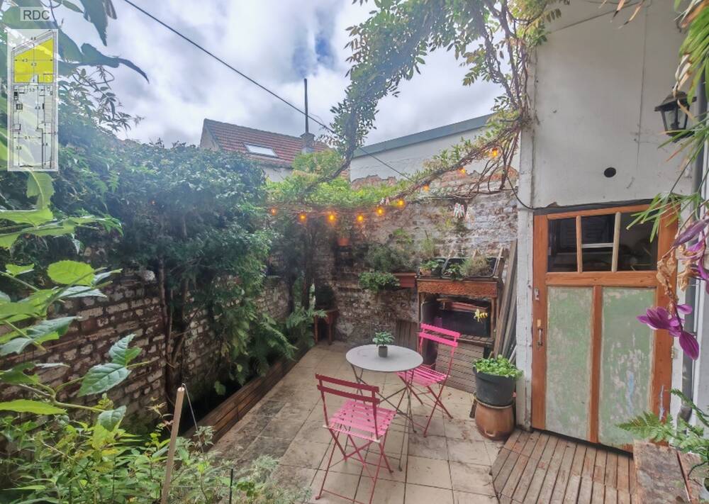 Huis te  koop in Anderlecht 1070 320000.00€ 2 slaapkamers 99.00m² - Zoekertje 571945
