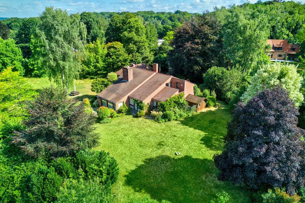 Villa te  in Graven 1390 830000.00€ 4 slaapkamers 287.00m² - Zoekertje 572922