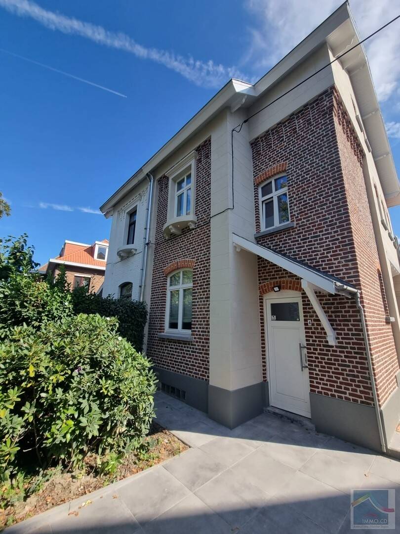 Maison à louer à Uccle 1180 2500.00€ 4 chambres 140.00m² - annonce 572192