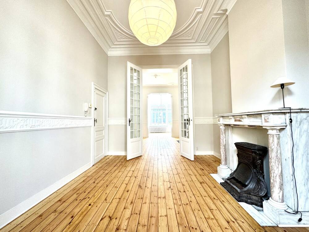 Appartement à louer à Etterbeek 1040 2500.00€ 2 chambres 137.00m² - annonce 573873
