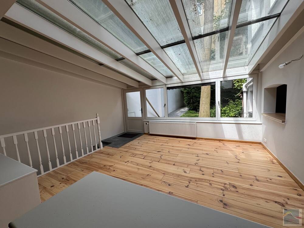 Huis te  huur in Elsene 1050 2950.00€ 3 slaapkamers 205.00m² - Zoekertje 573360