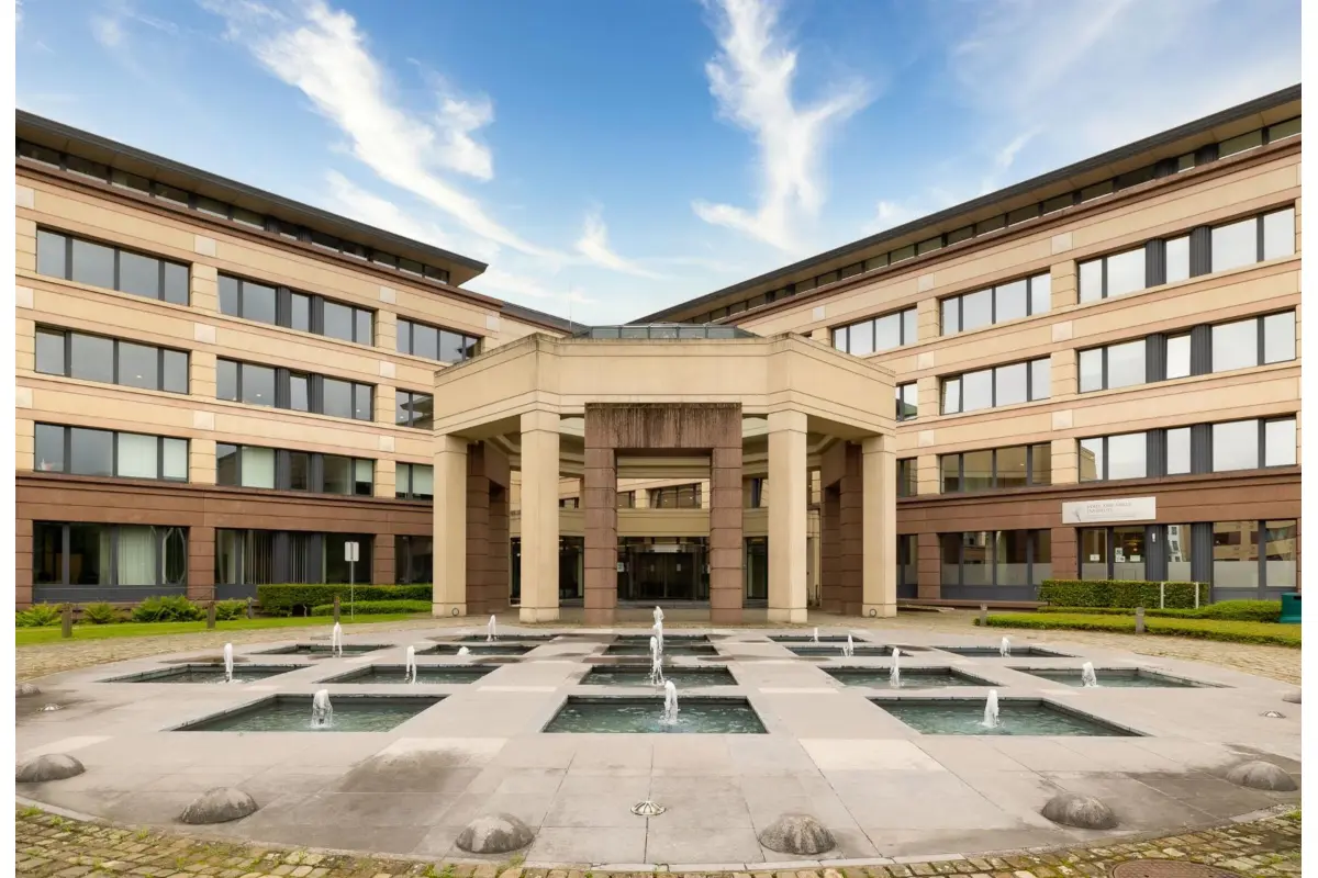 Handelszaak te  huur in Sint-Lambrechts-Woluwe 1200 805.00€  slaapkamers 84.00m² - Zoekertje 573676