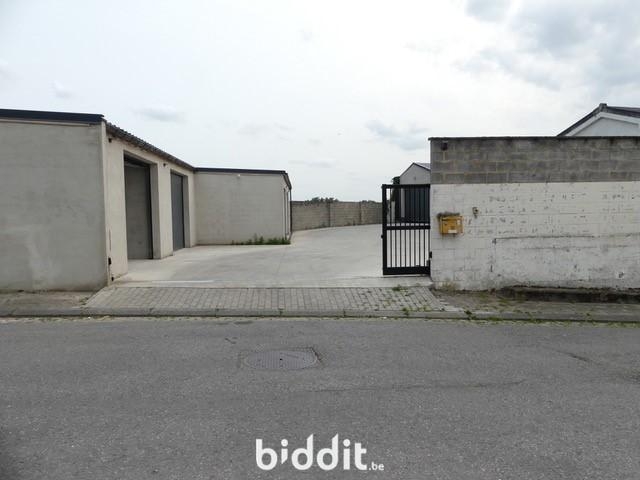 Box à vendre à Haine-Saint-Paul 7100 300000.00€ chambres m² - annonce 573707