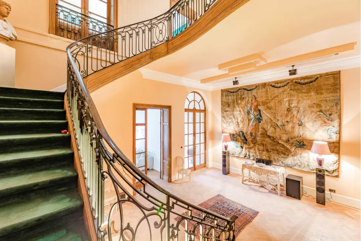 Maison de maître à vendre à Ixelles 1050 0.00€ 6 chambres 750.00m² - annonce 702242