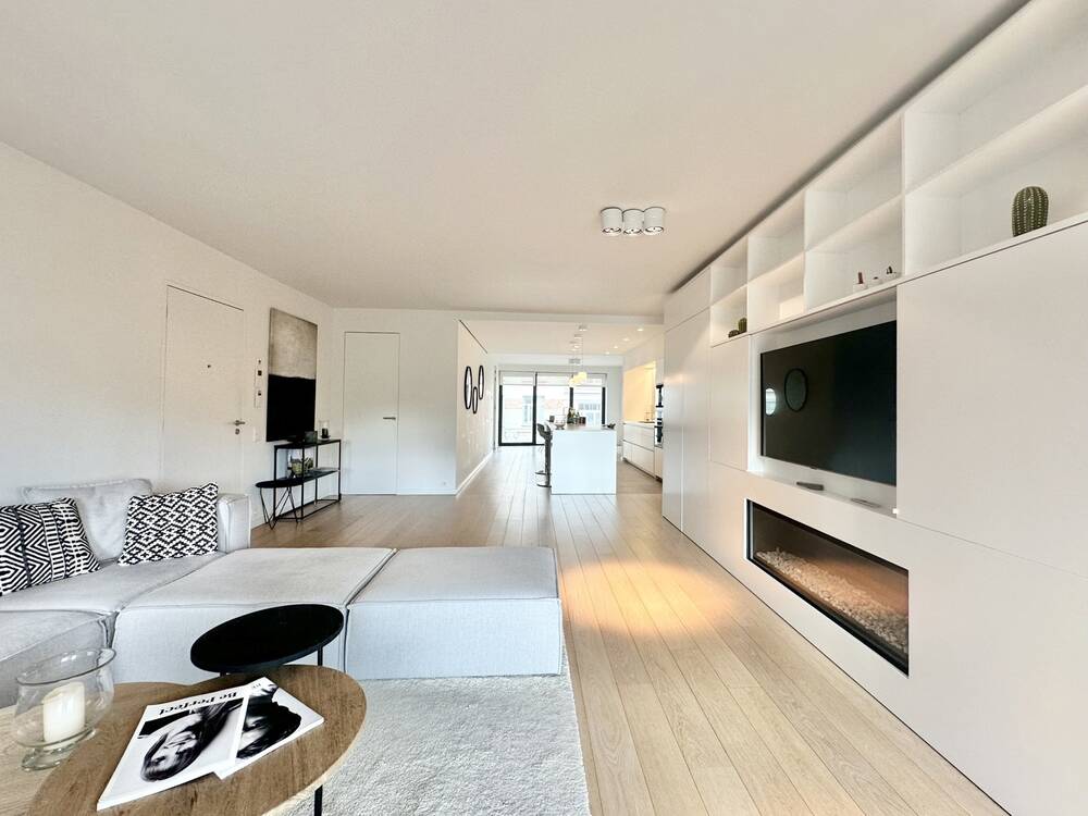 Appartement à louer à Woluwe-Saint-Pierre 1150 3350.00€ 2 chambres 145.00m² - annonce 573797