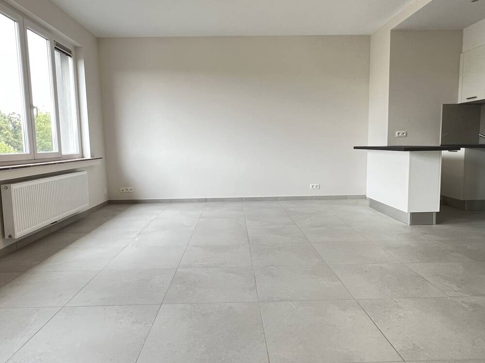 Appartement te  huur in Sint-Jans-Molenbeek 1080 1300.00€ 2 slaapkamers 75.00m² - Zoekertje 575117