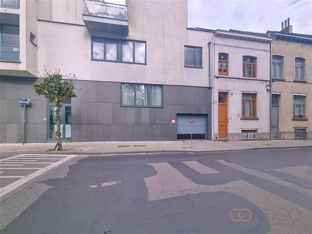 Parking à louer à Ixelles 1050 100.00€  chambres m² - annonce 575118